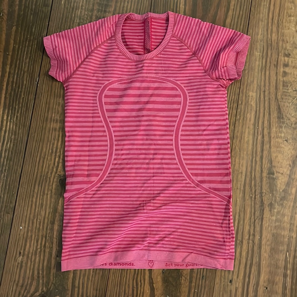 Lululemon Swiftly Tee